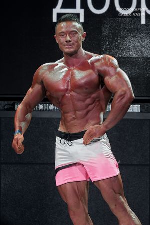 MEN'S PHYSIQUE
